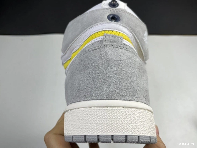 1 Light Smoke Switch High Jordan CW6576-100 - Air 0217